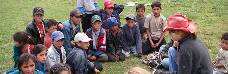 volunteer in orphanage project in guatemala