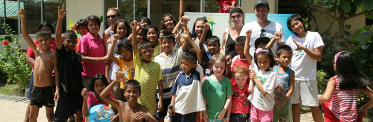 volunteer in teaching english favella, Brazil