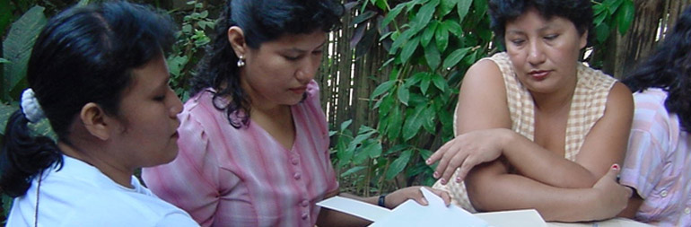 volunteer in health project in peru