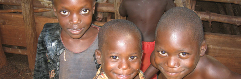 volunteer in orphanage project in uganda
